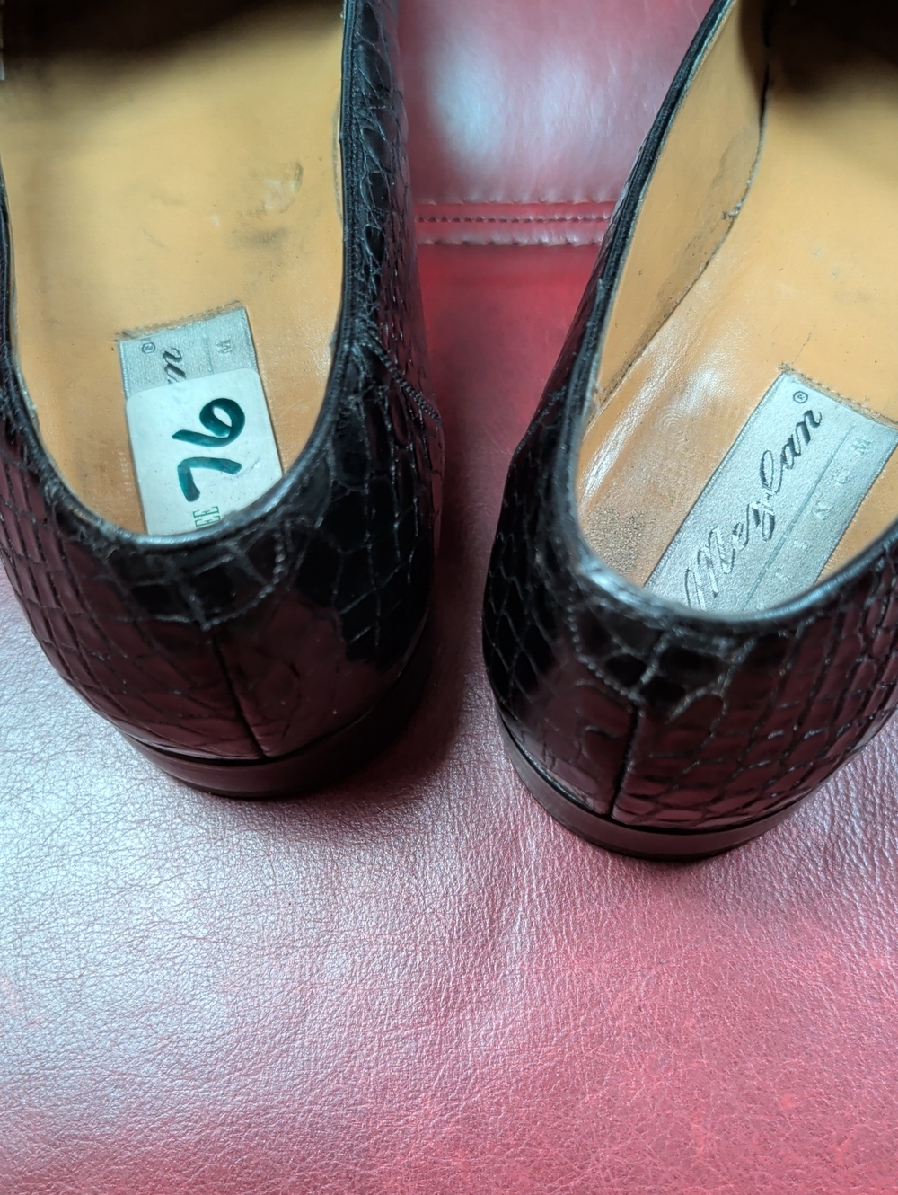 MEZLAN "RODEO" Genuine Crocodile Alligator Loafers Shoes  Men's 9.5 - Picture 12 of 12